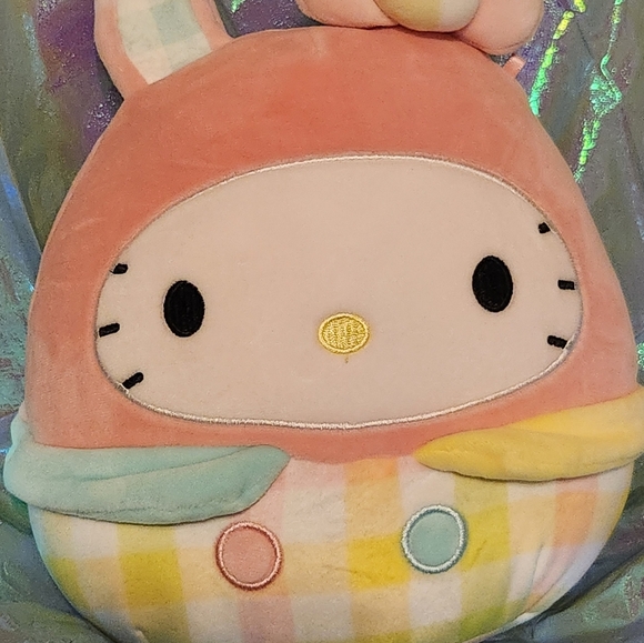 Hello Kitty Easter Squishmallows 8" - Picture 3 of 4